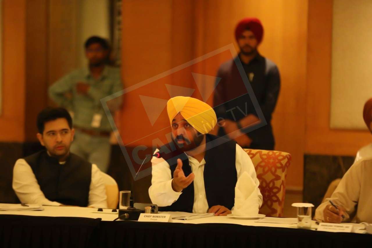 ਪੰਜਾਬ ਦੇ ਉਦਯੋਗਪਤੀਆਂ ਨਾਲ ਮੁੱਖ ਮੰਤਰੀ ਭਗਵੰਤ ਮਾਨ ਨੇ ਕੀਤੀ ਮੀਟਿੰਗ