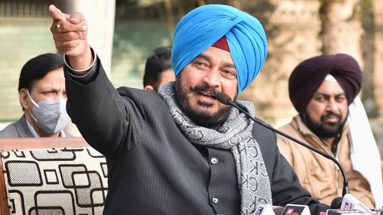 ਸਾਬਕਾ ਕੈਬਨਿਟ ਮੰਤਰੀ ਤੇ ਕਾਂਗਰਸ ਲੀਡਰ ਸਾਧੂ ਸਿੰਘ ਧਰਮਸੋਤ ਗ੍ਰਿਫ਼ਤਾਰ