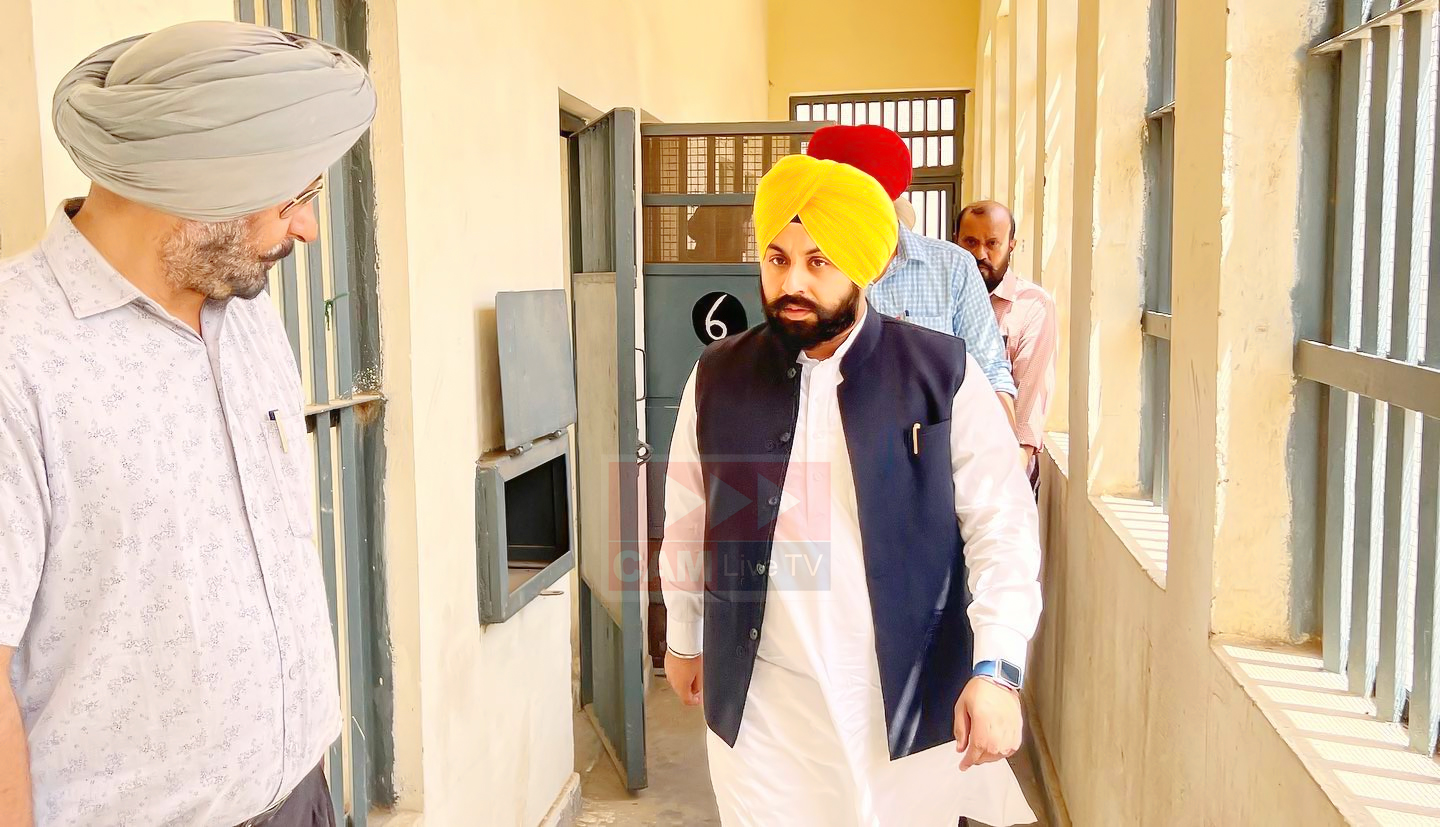 ਜੇਲ੍ਹ ਮੰਤਰੀ ਹਰਜੋਤ ਸਿੰਘ ਬੈਂਸ ਨੇ ਬਠਿੰਡਾ ਜੇਲ੍ਹ ਦਾ ਕੀਤਾ ਅਚਨਚੇਤ ਦੌਰਾ