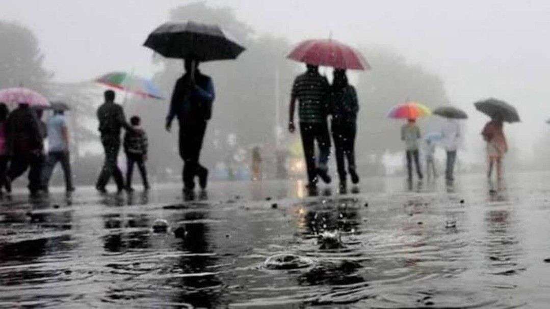 Punjab heavy rain- ਪੰਜਾਬ ਦੇ ਇਨ੍ਹਾਂ ਜ਼ਿਲ੍ਹਿਆਂ ‘ਚ ਸ਼ੁਰੂ ਹੋਈ ਭਾਰੀ ਬਾਰਿਸ਼, ਅੱਜ ਰਾਤ ਆਵੇਗੀ ਆਫਤ!